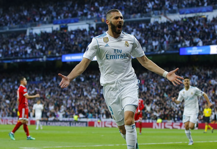 Karim Benzema ăn mừng sau khi ghi bàn mở tỷ số cho Real Madrid trong trận gặp FC Bayern Munich trên sân Santiago Bernabeu