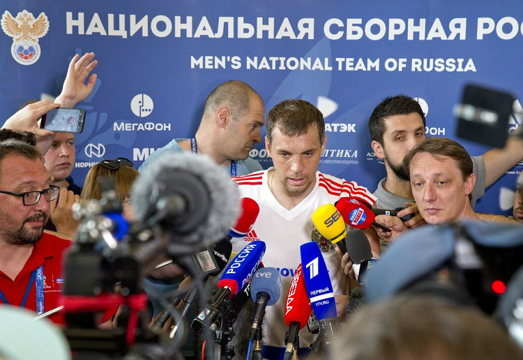 尽管面临巨大压力,但是俄罗斯和西班牙的目标是打进淘汰赛