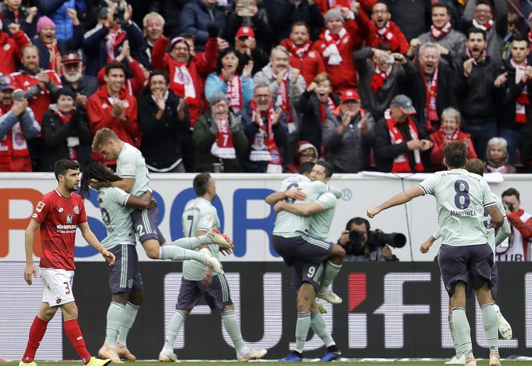 Tỷ lệ đặt cược bóng đá: Niko Kovac đau đầu vì hàng thủ dở tệ của Bayern Munich