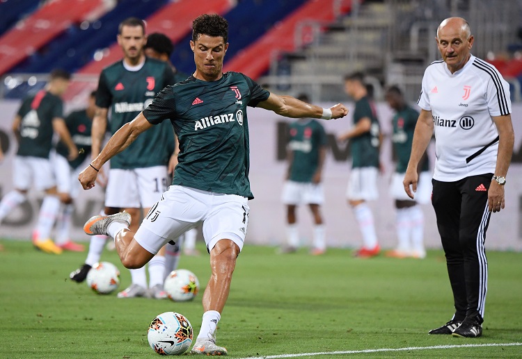 ရော်နယ်ဒိုကတော့ ချန်ပီယံလိဂ်ရှုံးထွက်အဆင့် အိမ်ကွင်းပွဲစဉ် ၁၂ပွဲကစားခဲ့ရာမှာ ၁၈ဂိုးထိသွင်းယူထားနိုင်ပါတယ်