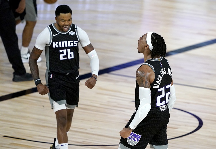 Suns, San Antonio Spurs không còn cơ hội dự Playoffs NBA 2019/20.