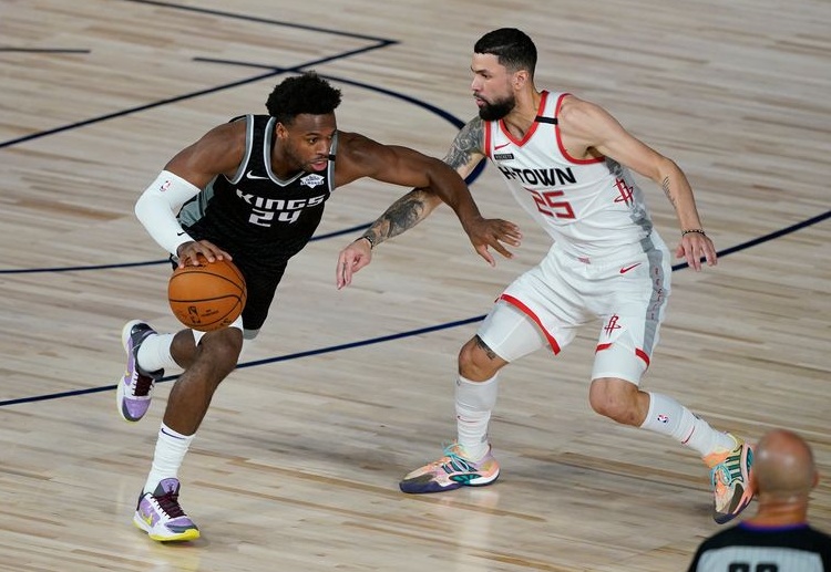 Soi kèo NBA ngày 12/8 Sacramento Kings vs New Orleans Pelicans.