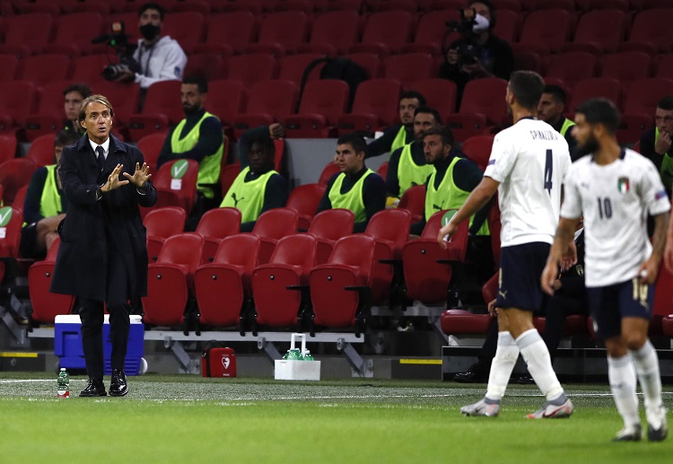 Italia di puncak klasemen grup A1 UEFA Nations League