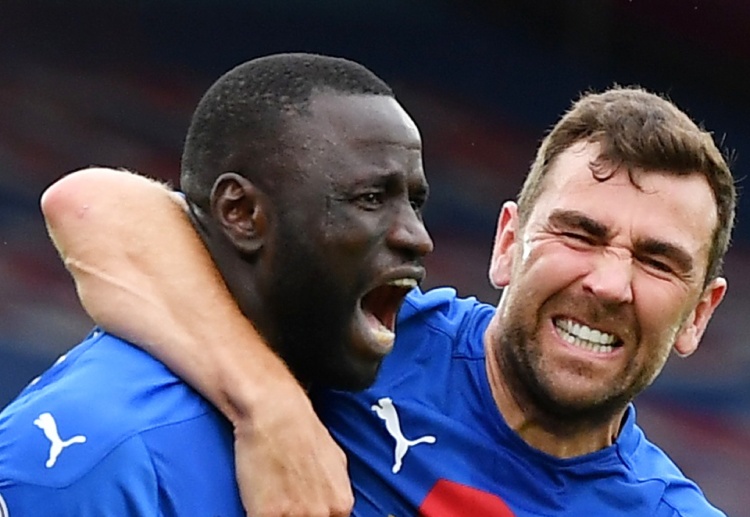 Premier League: Crystal Palace cũng phải đón nhận thất bại đầu tiên ở Ngoại hạng Anh.