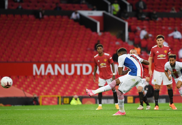 윌프리드 자하의 논란이 있었던 페널티킥은 크리스탈 팰리스가 인상적인 프리미어리그 3-1 승리를 거두는 데에 도움을 주었다.