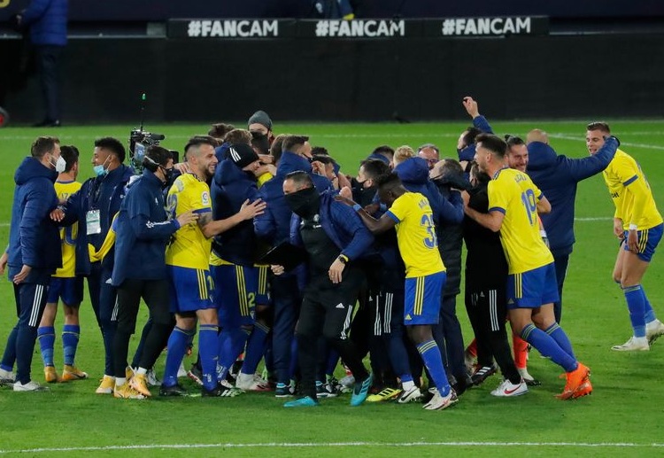 La Liga: Cadiz trung thành tuyệt đối với lối đá phòng ngự phản công