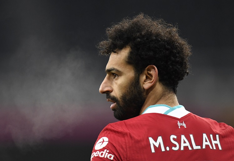 Premier League: Liverpool không có nhiều đất diễn trong hiệp một.