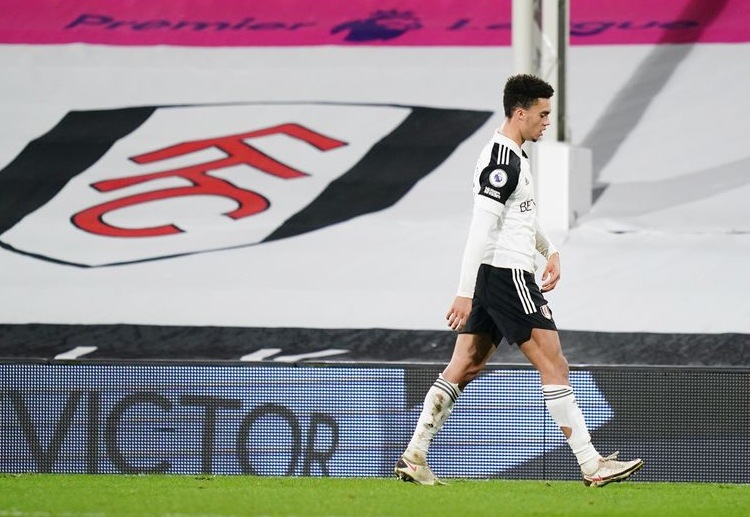 Premier League: Fulham tổ chức phản công nhanh và có đường chồng biên mẫu mực.