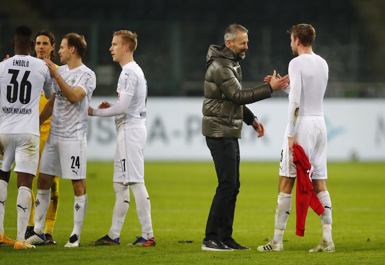 Bundesliga: Moenchengladbach ghi liền 2 bàn để san bằng tỉ số trận đấu