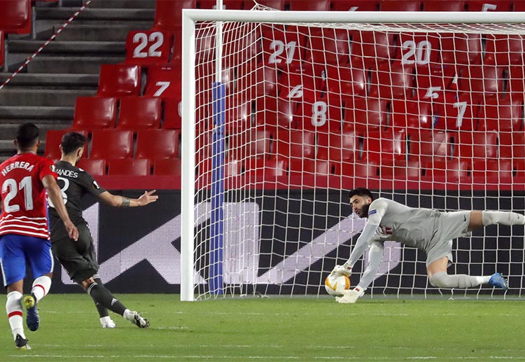 ပင်နယ်တီ ပြစ်ဒဏ်ဘော ကိုတော့ ဘရူနိုဖာနန်ဒက်ဇ် ကိုယ်တိုင်ပဲ အမှားအယွင်းမရှိ ကန်သွင်းနိုင်ပေးခဲ့ပြီး ယူနိုက်တက်တို့ ၀-၂ ရလဒ်နဲ့ ယူရိုပါလိဂ် အဝေးကွင်း နိုင်ပွဲ ရရှိခဲ့ပါတယ်။