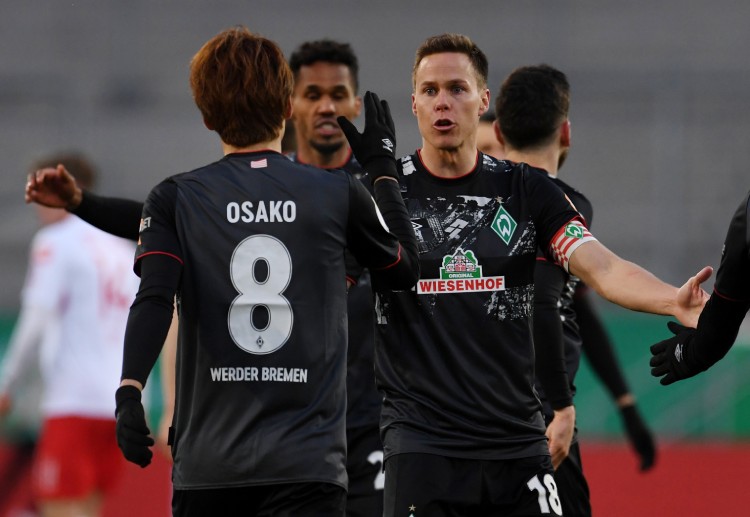 ဘွန်ဒက်စ်လီဂါ အမှတ်ပေးဇယား အဆင့် ၁၃ နေရာမှာ ရပ်တည်နေပေမယ့် တန်းဆင်းဇုန်ထဲက အသင်းနဲ့ ၇ မှတ် အထိ ကွာဟနေလို့ ဖိအားတော့ သိပ်မရှိပါဘူး။