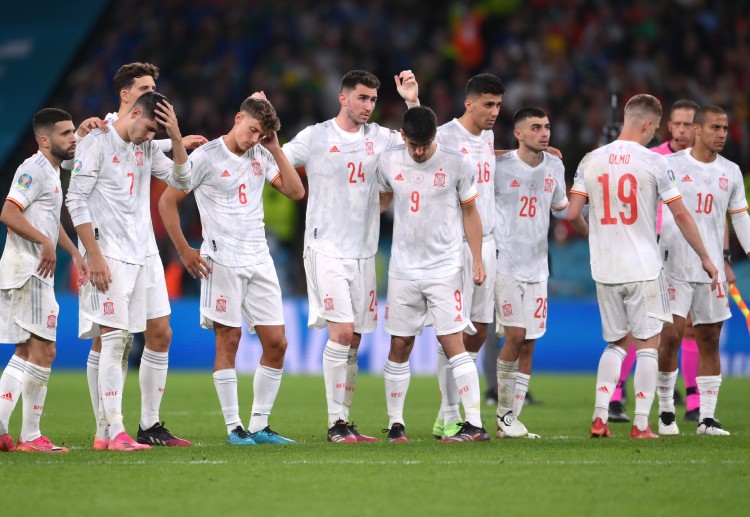 စပိန်တို့ လက်ရှိ ယူရို ၂၀၂၀ မှာ သွင်းဂိုး ၁၃ ဂိုးအထိ ရရှိခဲ့ပြီး ပြိုင်ပွဲ သမိုင်းတစ်လျှောက် နောက်ဆုံးအဆင့် ပွဲစဉ်တွေမှာ ဂိုးအများဆုံး သွင်းနိုင်ခဲ့တဲ့ အသင်း ဖြစ်လာခဲ့ပါတယ်။