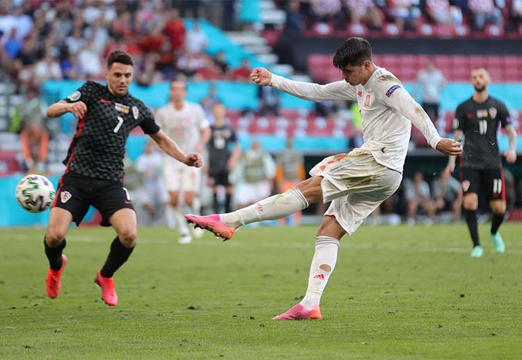 승리할 가능성이 높게 점쳐지는 스페인이 스위스를 압도하고 유로 2020 준결승에 진출할 수 있을까?