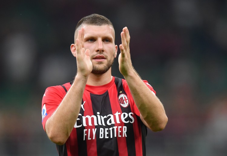 ศึกฟุตบอล ยูฟ่า แชมเปี้ยนส์ลีก 2021 เอซี มิลาน พร้อมลงสนาม