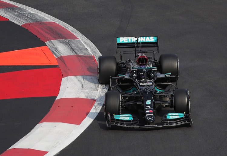Mercedes star Lewis Hamilton is determined to make a F1 comeback win at the Mexican Grand Prix