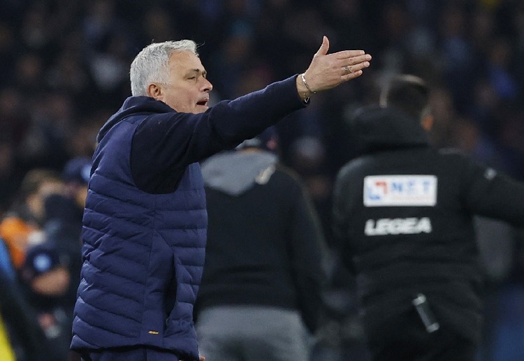 ယူရိုပါလိဂ် အုပ်စု အဆင့် မှာလည်း ရှုံးပွဲ ၂ ပွဲ အထိ ရှိခဲ့ပြီး အခုကလည်း အဝေးကွင်းမှာ သွားရောက် ကစားရမှာ ဖြစ်လို့ ရိုးမားတို့ ကျိန်းသေပေါက် ရုန်းကန်ရဦးမှာပါ။