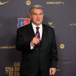 라리가의 바르셀로나는 1월 이적시장에 새로운 계약을 체결할 준비가 되어 있다