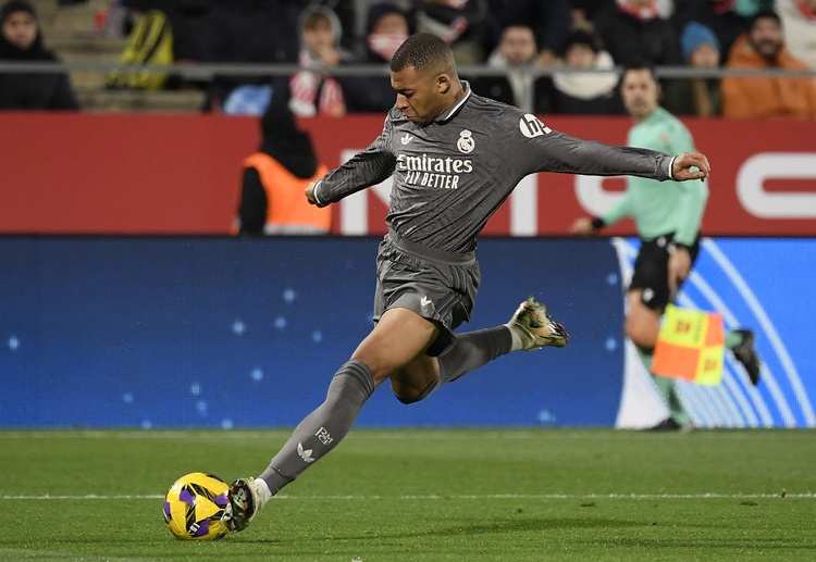 အမ်ဘာပေးရဲ့ ရီးရဲလ်မက်ဒရစ် ကတော့ လက်တလော လာလီဂါ အမှတ်ပေးဇယား အဆင့် ၂ နေရာမှာ ရပ်တည်နေပြီးတော့ ဇယားထိပ်က ဘာစီလိုနာကို တစ်ပွဲလျော့ ၂ မှတ် အကွာနဲ့ ဆက်လက် ဖိအားပေးနေခဲ့ပါတယ်။