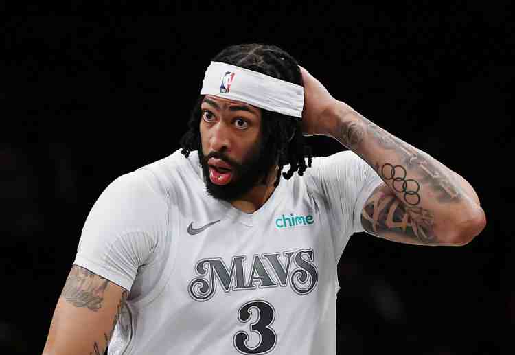 The Mavericks push for a play-in spot but take on a Magic side riding a three-game winning streak in the NBA