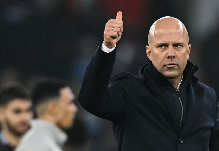 อาร์เน่อ สล็อต ขอสื่ออย่าโฟกัสเรื่องสัญญา และการย้ายทีมของ เทรนต์ พรีเมียร์ลีก 2025