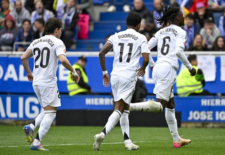 西甲联赛 比赛进行到第34分钟,卡马文加的一脚远射帮助皇马打破了场上的僵局。