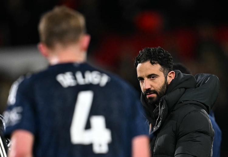 ဒါပေမယ့်လည်း ပရီးမီးယားလိဂ် ကလပ် ယူနိုက်တက် နည်းပြ ရူဘင် အမော်ရင် ကတော့ သူတို့ အနေနဲ့ ဘရူနို ဖာနန်ဒက်စ်ကို ရောင်းထုတ်သွားမှာ မဟုတ်ကြောင်း ပြောကြားခဲ့တာ ဖြစ်ပါတယ်။