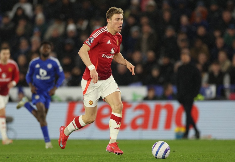 ပရီးမီးယားလိဂ် ကလပ်ဟာ ဒီကစားသမားကို ရောင်းထုတ်ပြီးတော့ တခြားသော ကစားသမားသစ်တွေ ပြန်လည် ဝယ်ယူဖို့ ရန်ပုံငွေ အဖြစ် အသုံးပြုချင်နေတာလည်း ဖြစ်ပါတယ်။