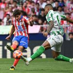 西甲联赛 马竞在阿尔瓦雷斯的精彩发挥下以4比1大胜贝蒂斯，