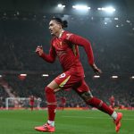 စီးရီးအေ ကလပ် နာပိုလီ ကတော့ အခုနွေရာသီမှာ မှန်ကန်တဲ့ ဈေးနှုန်းနဲ့ ထွက်ခွာနိုင်မယ့် လစ်ဗာပူးလ် တိုက်စစ်မှူး ဒါဝင် နူညက်ဇ်ကို ခေါ်ယူဖို့ ကမ်းလှမ်းမှုတွေ ပြုလုပ်သွားဖွယ် ရှိနေပါတယ်။