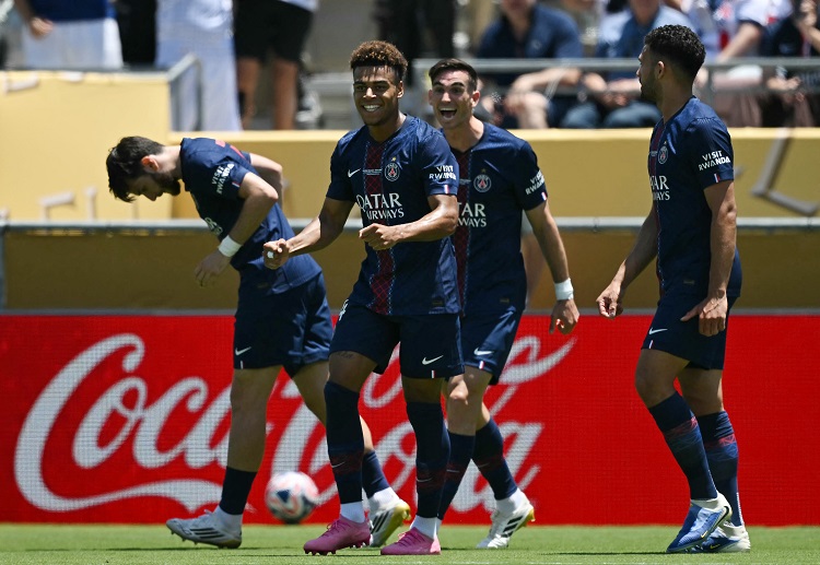 世俱杯 旗开得胜