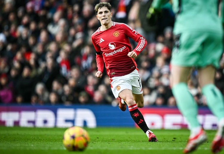 သတင်းတွေအရ ဆိုရင်တော့ လက်ရှိမှာ ဂါနာချိုက ပရီးမီးယားလိဂ် ထိပ်သီး ချဲလ်ဆီးကို ပြောင်းရွှေ့ဖို့ များနေကြောင်း သိရပါတယ်။