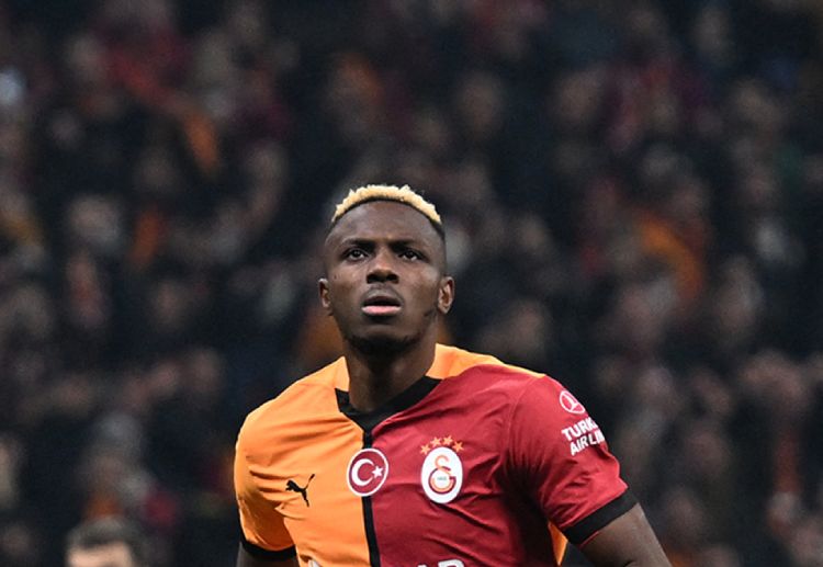 တစ်ဖက်မှာတော့ ဂါလာတာဆာရေးက အပြောင်းအရွှေ့ထဲ ဆော်ဒီပရိုလိဂ် ကလပ်ရဲ့ ဝင်ရောက်လာမှုကို စိတ်ပျက်လျက် ရှိပြီး ကစားသမားရဲ့ ဆုံးဖြတ်ချက်ကို စောင့်ဆိုင်းနေတယ်လို့ သိရပါတယ်။