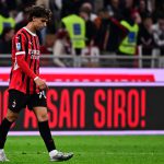 အဲဒီနောက် ယာအို ဖီးလစ်က ပရီးမီးယားလိဂ် ကလပ် မှာလည်း ခြေစွမ်းပြနိုင်ခြင်း မရှိတာကြောင့် ပြီးခဲ့တဲ့ ဆောင်းရာသီ အပြောင်းအရွှေ့မှာ အေစီမီလန်ကို ရာသီဝက် အငှားနဲ့ ထွက်ကစားခဲ့ရပါတယ်။