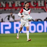 ဒါပေမယ့်လည်း အိဆက်ခ်ကို ခေါ်ယူရေးက မရေမရာ ဖြစ်နေချိန်မှာ ပရီးမီးယားလိဂ် ကလပ်ဟာ အသက် ၂၃ နှစ် အရွယ် ပြင်သစ် တိုက်စစ် ကစားသမား အစ်ကီတီကီကို ပြောင်းလဲ စိတ်ဝင်စားနေတယ်လို့ သိရပါတယ်။