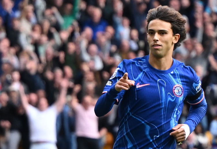 ဒါပေမယ့်လည်း ဖီးလစ်က ပရီးမီးယားလိဂ် ၁၂ ပွဲမှာ ၃ ပွဲသာ ပွဲထွက် ကစားသမား အဖြစ် ကစားခွင့်ရခဲ့တာ ဖြစ်ပါတယ်။