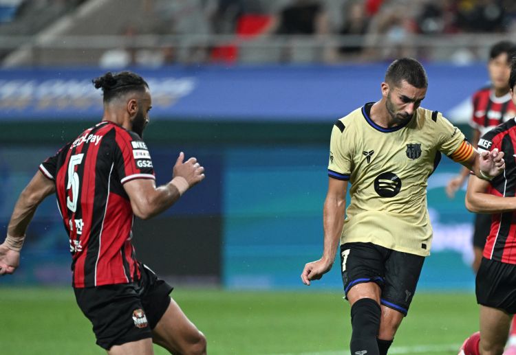 友谊赛 比赛进入尾声时,拉什福德送出精准传球,费兰·托雷斯再度破门。