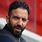 အများစု က‌တော့ ယူနိုက်တက်ဟာ ပရီးမီးယားလိဂ် ချန်ပီယံဆု အတွက် ရေပန်းအစားဆုံး ၃ သင်းထဲမှာ ပါဝင်နေတဲ့ အာဆင်နယ်နဲ့ တွေ့ဆုံမှုမှာ ရလဒ် မကောင်းနိုင်ကြောင်း သုံးသပ်မှုတွေ ရှိနေတာ ဖြစ်ပါတယ်။