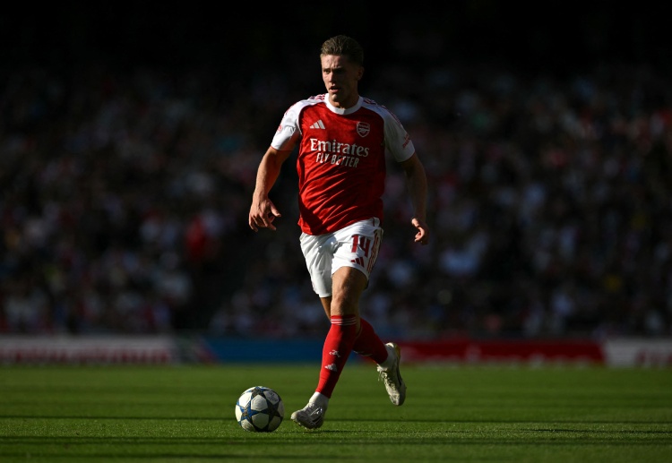 ပရီးမီးယားလိဂ် ထိပ်သီး တို့ဟာ ဆွီဒင် တိုက်စစ်မှူးကို ပေါင် ၆၃.၅ သန်း အထိ ပေးချေကာ ခေါ်ယူထားခဲ့တာ ဖြစ်ပါတယ်။