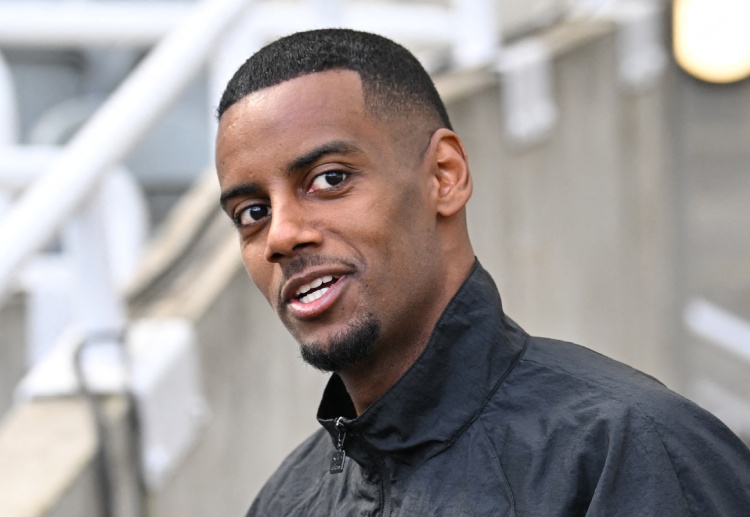 မန်စီးတီးဟာ ပြီးခဲ့တဲ့ ပရီးမီးယားလိဂ် ပွဲစဉ် ၃နဲ့ ၄ မှာ စပါးနဲ့ ဘရိုက်တန် တို့ကို ဆက်တိုက် ရှုံးနိမ့်ထားခဲ့ပါတယ်။