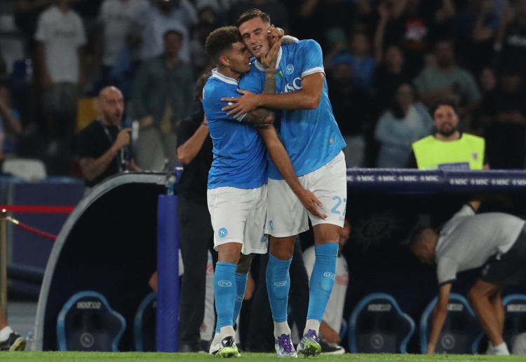 Serie A: Napoli vẫn toàn thắng sau 4 vòng đấu