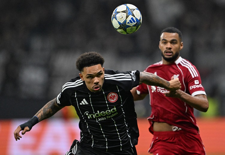 Champions League: Frankfurt vẫn tỏ ra non nớt