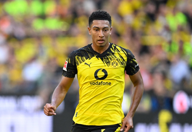 ဆန်းဒါးလန်း ကွင်းလယ် ကစားသမားဟောင်း ကတော့ ပရီးမီးယားလိဂ် ကလပ် မန်ချက်စတာယူနိုက်တက်၊ တော့တင်ဟမ်ဟော့စပါးနဲ့ ခရစ္စတယ်ပဲလေ့စ် တို့ရဲ့ ကာလရှည်ကြာ ပစ်မှတ်လည်း ဖြစ်ပါတယ်။