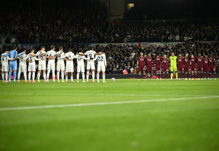 ဝက်စ်ဟမ်း အတွက် ဒီရာသီ ပရီးမီးယားလိဂ်ရဲ့ ပထမဦးဆုံး ၉ ပွဲ ကနေ ရမှတ် ၄ မှတ်သာ ရရှိထားမှုဟာ ၃၂ နှစ်တာ ကာလ အတွင်း အဆိုးရွားဆုံး ရာသီအစ ရလဒ်လည်း ဖြစ်နေခဲ့ပါတယ်။