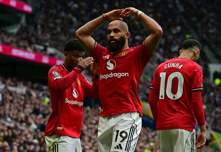 ယူနိုက်တက်ဟာ လာမယ့် နိုဝင်ဘာ ၂၀ ရက်နေ့ မှာတော့ ပရီးမီးယားလိဂ် ပွဲစဉ် ၁၃ အဖြစ် ခရစ္စတယ်ပဲလေ့စ်ရဲ့ အိမ်ကွင်း ဆဲလ်ဟတ်စ်ပါ့ခ်ကို သွားရောက် ရင်ဆိုင်ရဖို့ ရှိနေပါတယ်။