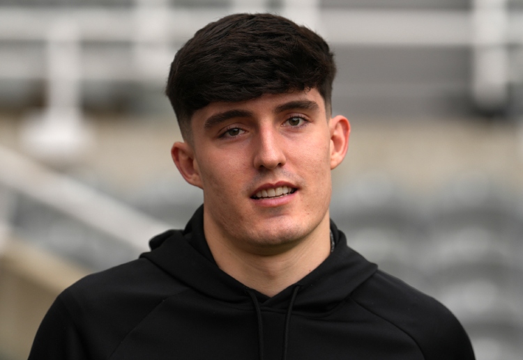 ပရီးမီးယားလိဂ် ထိပ်သီး မန်ချက်စတာစီးတီး ကတော့ နယူးကာဆယ်ယူနိုက်တက် ညာနောက်ခံလူ တီနို လစ်ဗရာမန်တိုကို ခေါ်ယူဖို့ စိတ်ဝင်စားနေဆဲ ဖြစ်ပါတယ်။