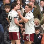 ဒီတော့ စနေ့ည ပွဲစဉ်တွေ အပြီး မှာတော့ တစ်ပွဲပို ကစားထားတဲ့ အာဆင်နယ်က ပရီးမီးယားလိဂ် အမှတ်ပေးဇယား အဆင့် ၂ က ဘုန်းမောက်ကို ၇ မှတ် ဖြတ်ထားနိုင်ပြီ ဖြစ်ပါတယ်။