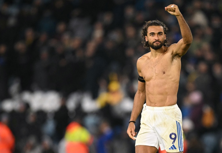 ရှုံးပွဲတွေ ဆက်နေတဲ့ လိဒ်စ်ယူနိုက်တက် ကတော့ ပြီးခဲ့တဲ့ ပွဲမှာ ချဲလ်ဆီးကို အိမ်ကွင်းမှာ ဂိုးပြတ် အနိုင်ယူပြီး ပရီးမီးယားလိဂ် တန်းဆင်းဇုန်ထဲ ကနေလည်း ရုန်းထွက်နိုင်ခဲ့ပါတယ်။