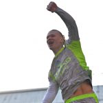 홀란은 이날 2골을 포함, 리그 17경기에서 19골을 몰아치며 득점 랭킹 1위를 굳건히 지켰다.