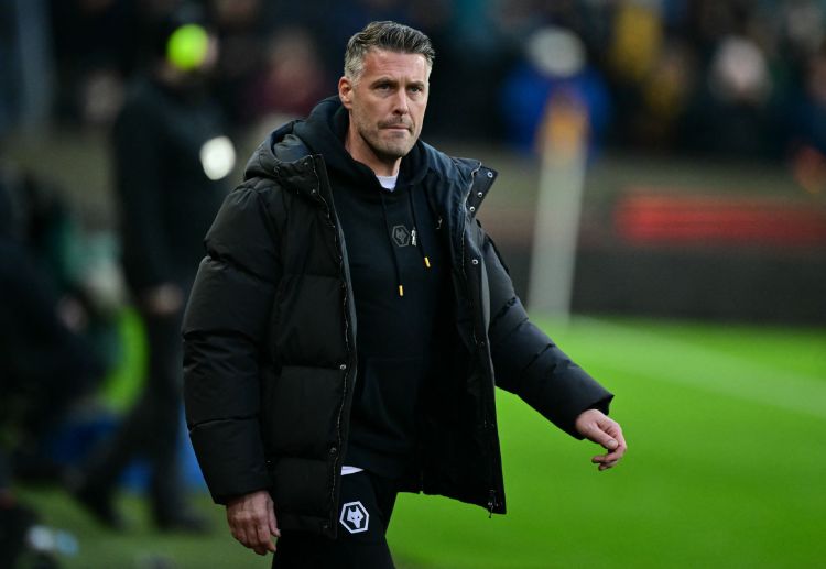 英超联赛 自埃德华兹接手以来,狼队持续低迷,成为英超垫底球队。