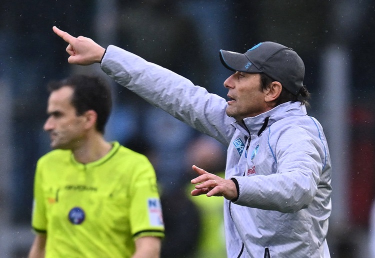 ဒါကြောင့် ချဲလ်ဆီးနဲ့ ကစားရမယ့် ချန်ပီယံလိဂ် လိဂ်အဆင့် နောက်ဆုံး ပွဲစဉ်က နာပိုလီ အတွက် သေရေးရှင်ရေး တမျှ အရေးကြီးနေပြီ ဖြစ်ပါတယ်။